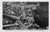 Kaiser Wilhelm Gedächtniskirche mit Bahnhof Zoo
