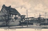 Gruß aus Tempelhof  Am Bahnhof